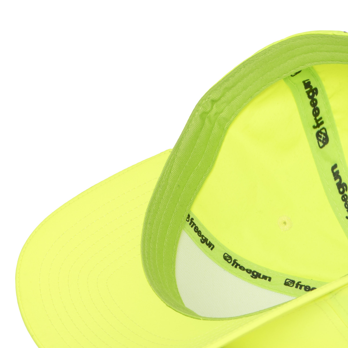 Casquette baseball avec écusson rond PU et réglage par cordon FRGN