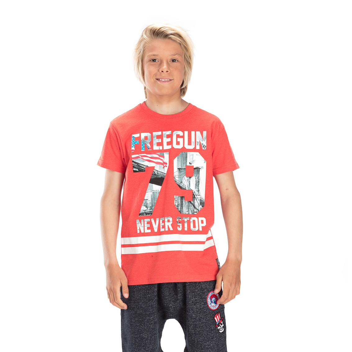 T-shirt freegun 79 rouge et blanc (photo) T-shirt freegun 79 rouge et blanc (photo)